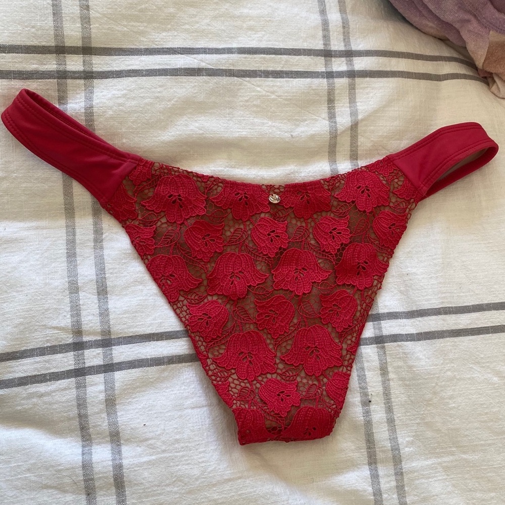 NWOT for love & lemons bikini bottom